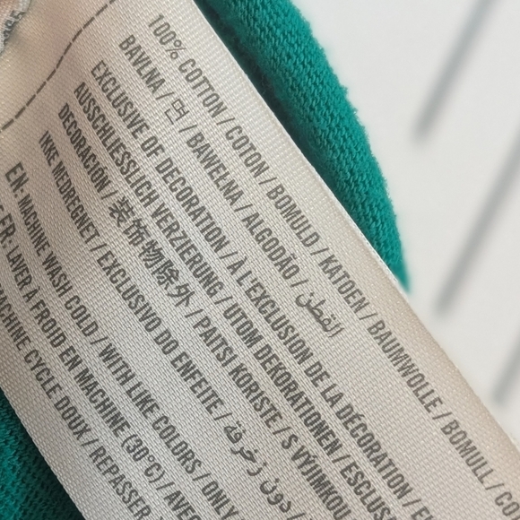 Hollister graphic long sleeve tee emerald rose sleeve vintage tattoo style - Picture 6 of 6